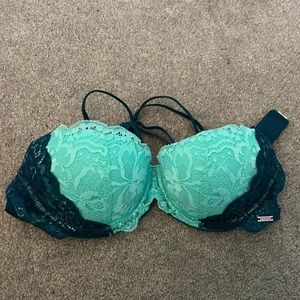 Victoria’s Secret PINK date lace push-up bra